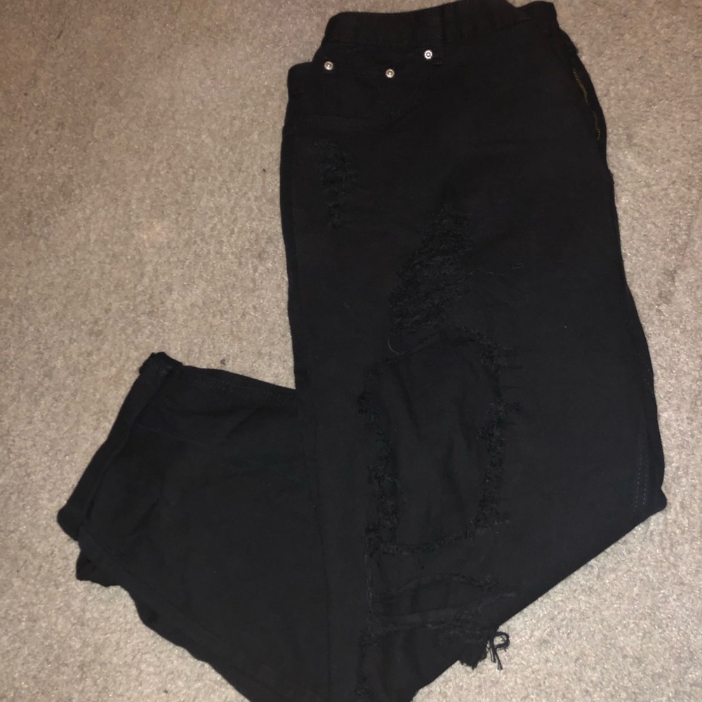 Black distressed RIP mom jeans